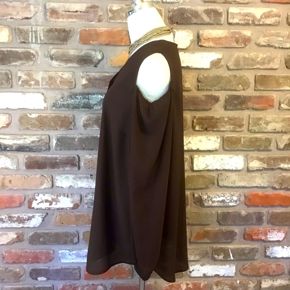 Chico’s Brown V-Neck Button Down Cold Shoulder Lo… - image 3